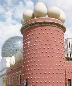 Théâtre musée Dali Figueres