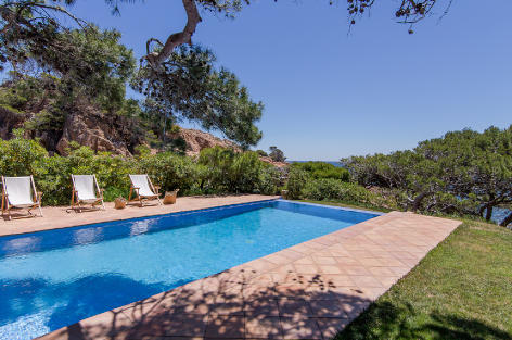 Rental villa in Spain with private pool Costa Brava | Chicvillas