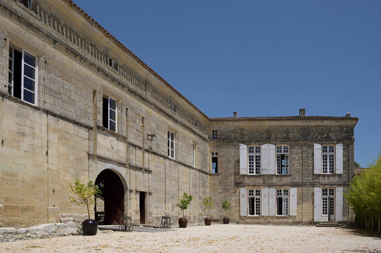 Chateau Luxury Heritage - Location villa de luxe - Aquitaine / Pays Basque - ChicVillas - 3