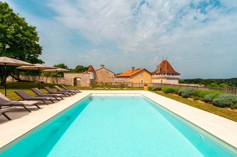 Chateau Pure Perigord - Location villa de luxe - Dordogne / Garonne / Gers - ChicVillas - 16