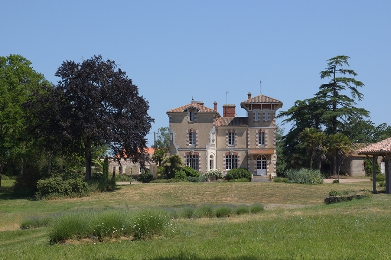 Entre Loire et Vendee - Location villa de luxe - Vendee/ Charentes - ChicVillas - 1