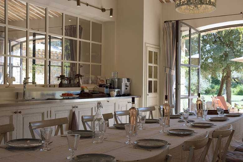 Provence Luxury Haven - Location villa de luxe - Provence / Cote d Azur / Mediterran. - ChicVillas - 12