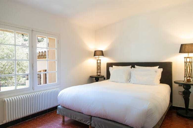 Saint-Tropez Luxury Hills - Location villa de luxe - Provence / Cote d Azur / Mediterran. - ChicVillas - 35