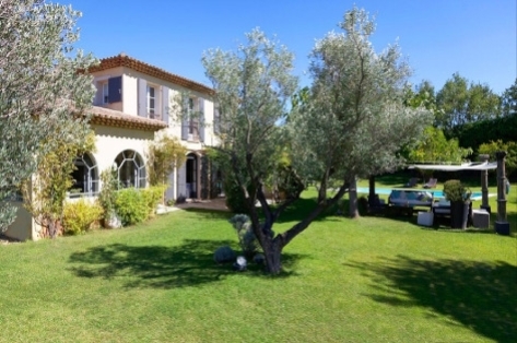 House rentals with pool South of France | ChicVillas