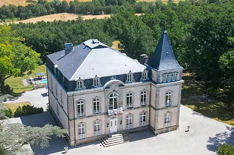 Rent a chateau in southest France between Toulouse and CarcassonneFrench chateau for rent near Toulouse | ChicVillas