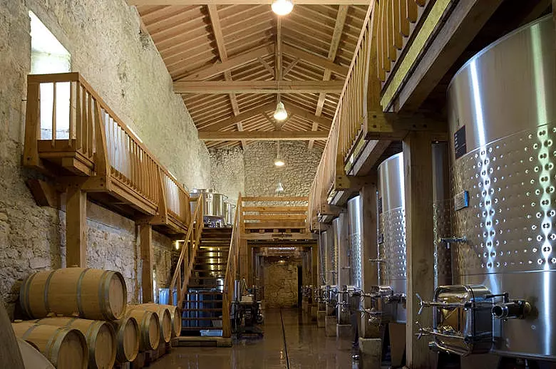 Chateau Wine and Design - Luxury villa rental - Aquitaine and Basque Country - ChicVillas - 39
