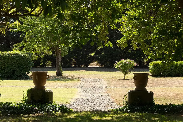 Elegance Languedoc - Luxury villa rental - Provence and the Cote d Azur - ChicVillas - 35