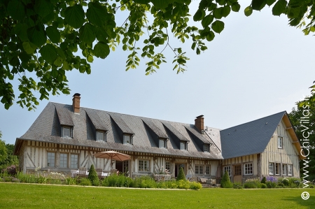 Luxury villa for rent near Deauville