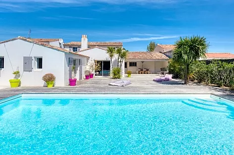 Ile de R&eacute; holiday rental near the beach and pine forest