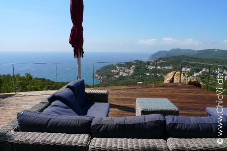 Horizon Costa Brava - Villa with private pool for rent in Spain