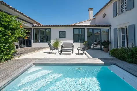 ile de Re villa rental, village house near the beaches | ChicVillas